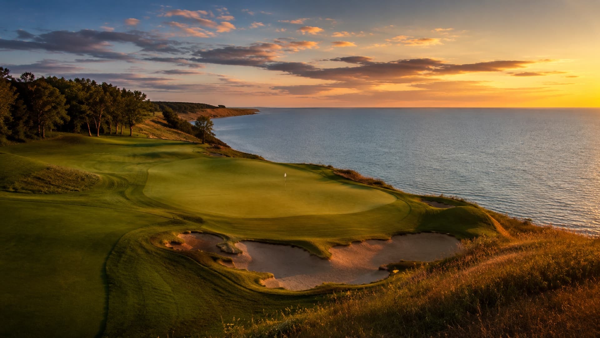 Golf club shipping to Arcadia Bluffs in Northern Michigan