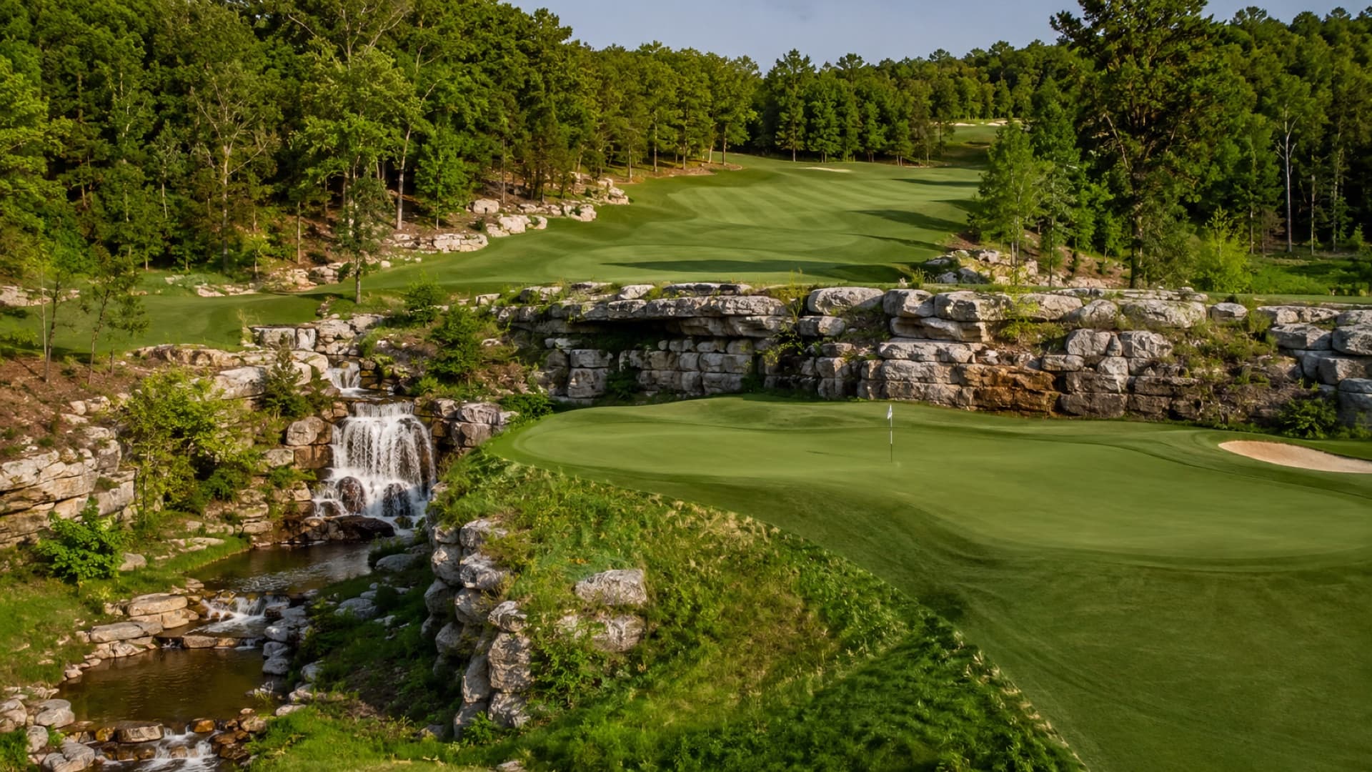 Golf club shipping to Payne's Valley and Ozarks National at Big Cedar