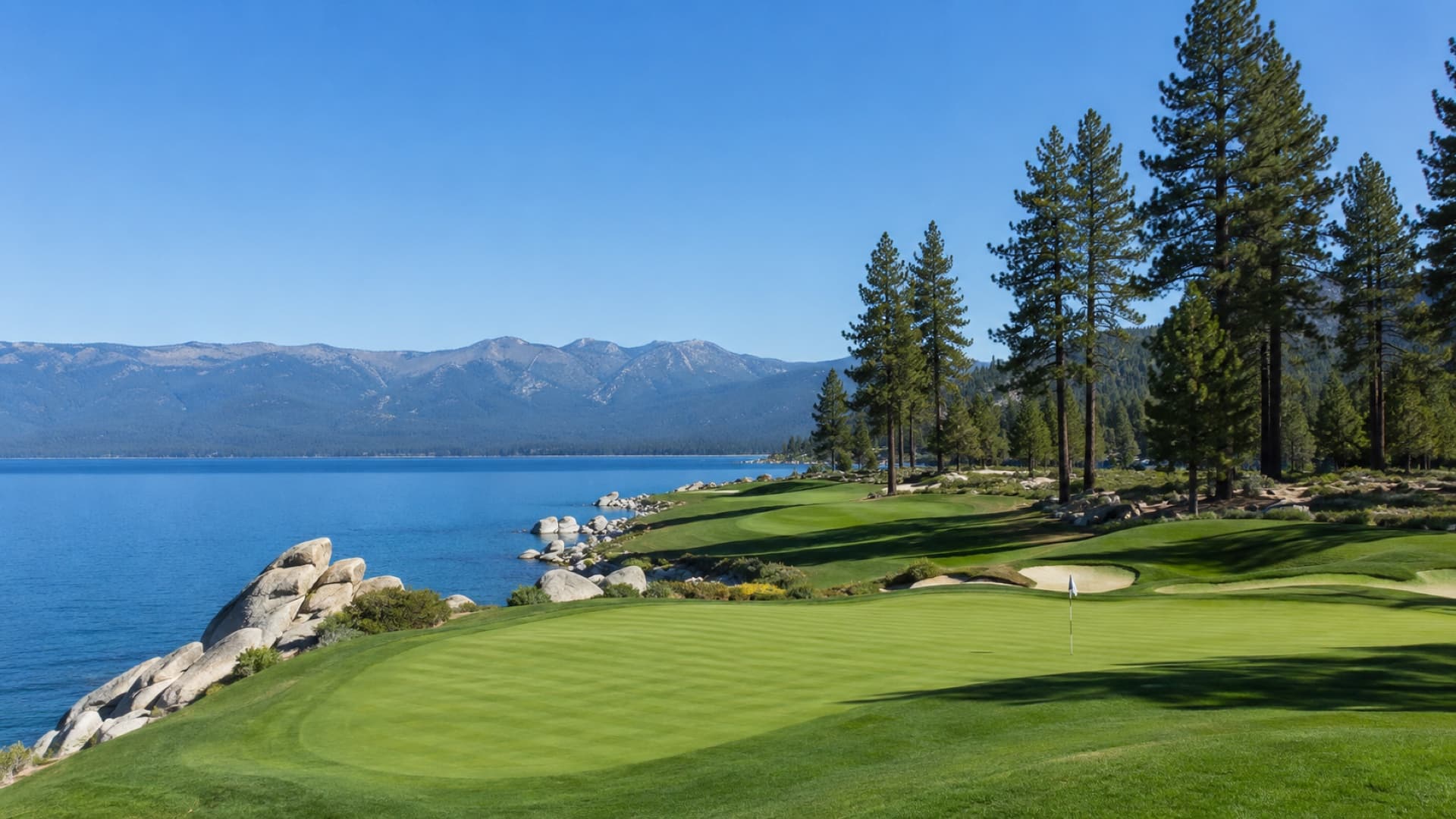 Ship golf clubs to Edgewood Tahoe on the south shore of Lake Tahoe