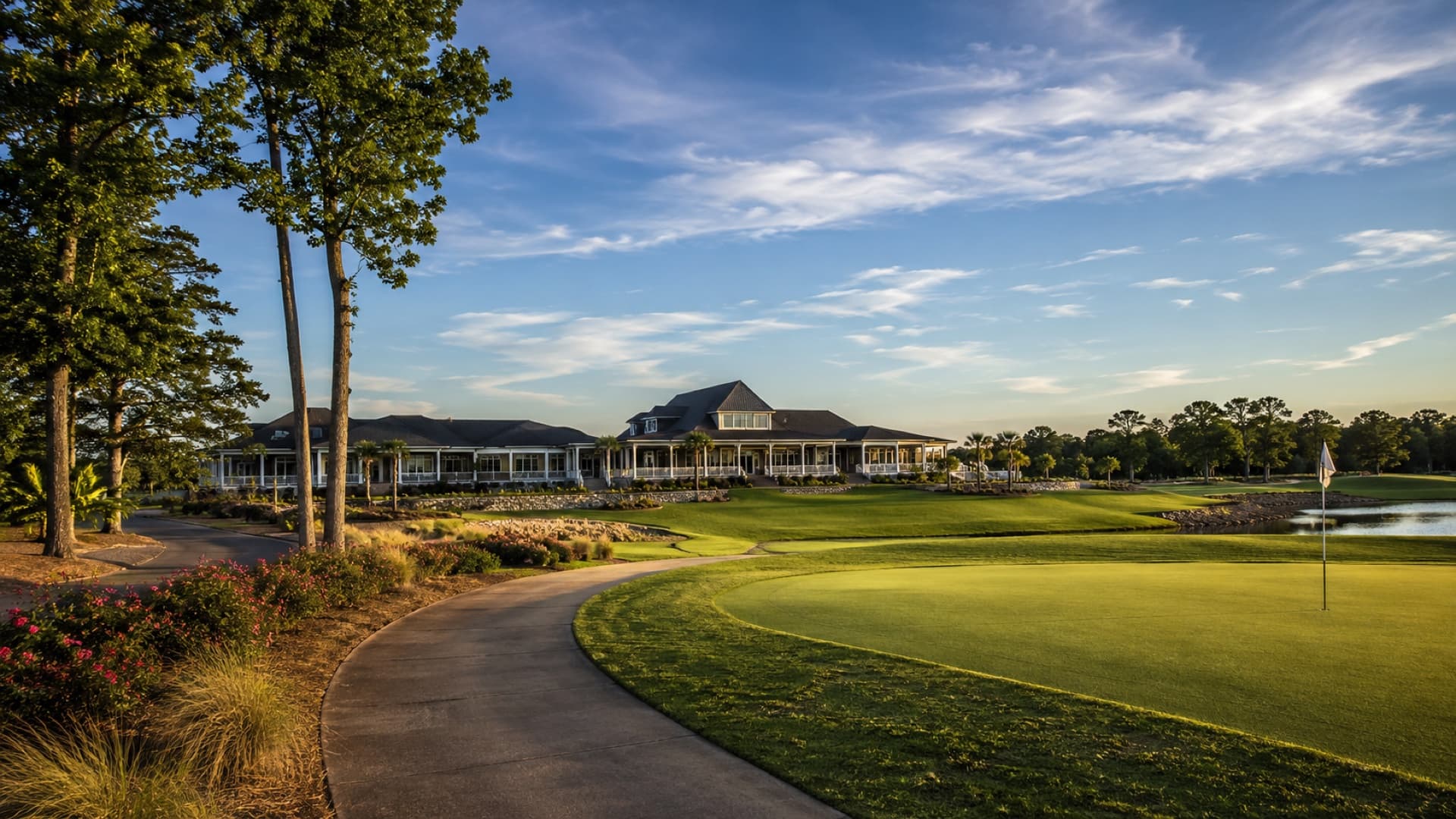 Fairway Freight golf club shipping to a Myrtle Beach pro shop and bag room