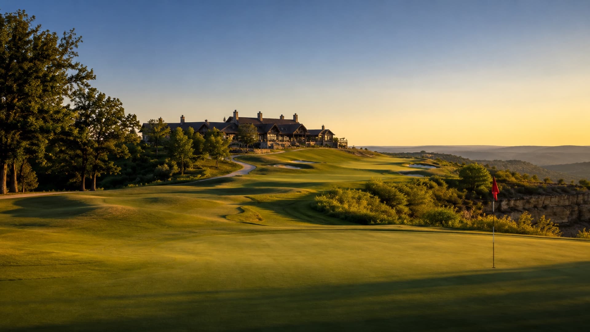 Fairway Freight golf club shipping to the Streamsong Resort pro shop